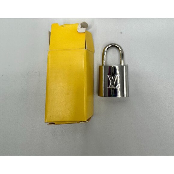 Louis Vuitton Silver Padlock‎ #315 Two Keys & Box - Picture 1 of 7